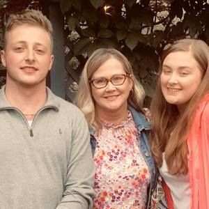 Meet your Posher, Candace